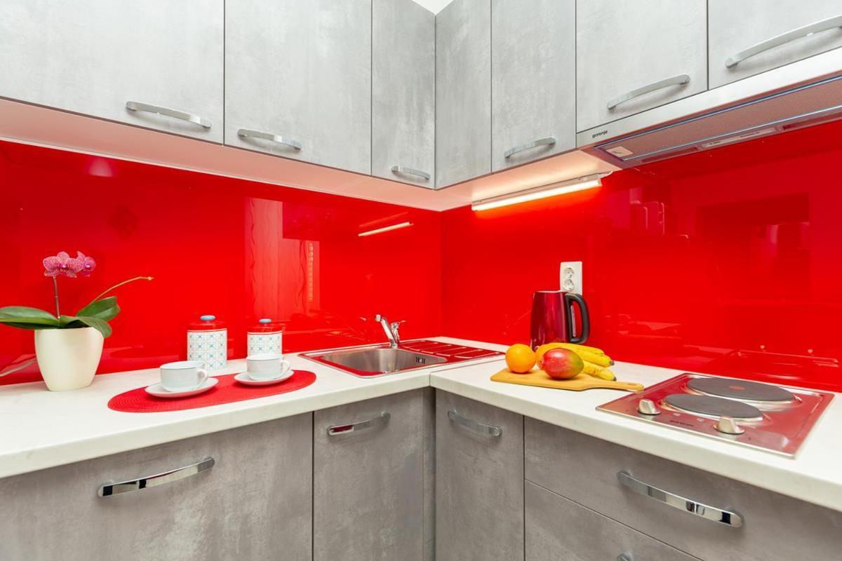 Apartments Red And Blue Mlini Ngoại thất bức ảnh
